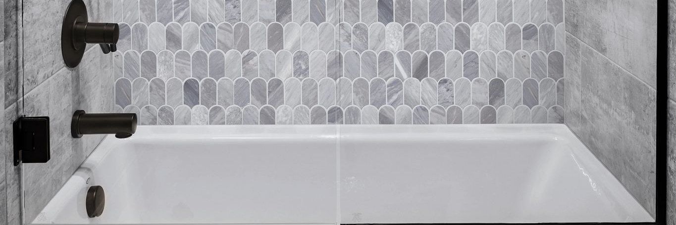 Modern tiled bathroom - Wall tiles from Pat Smith’s Flooring in the Louisville, KY area